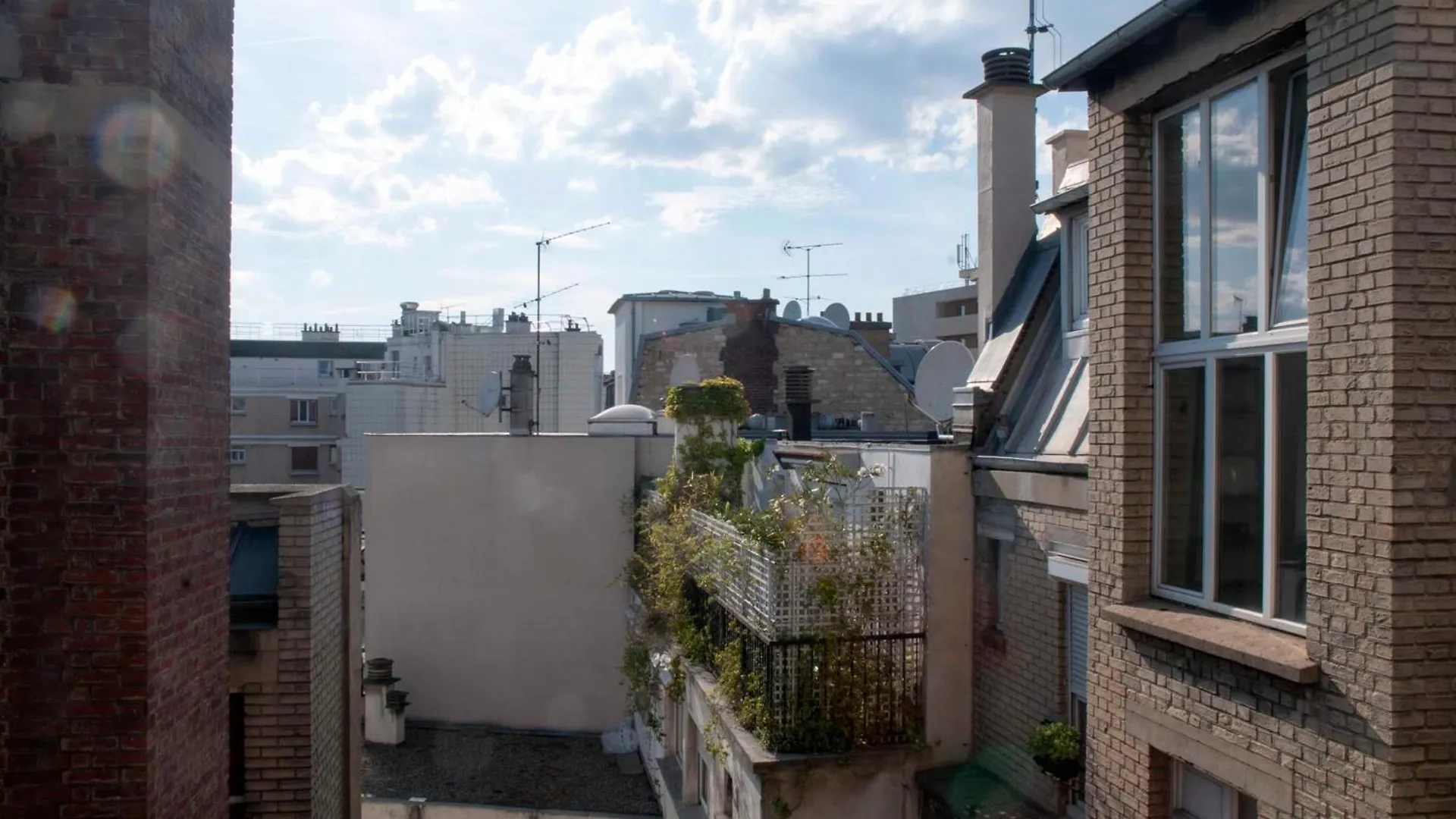 Beautiful Love Nest Near The Seine Apartment Paris 0*,  France